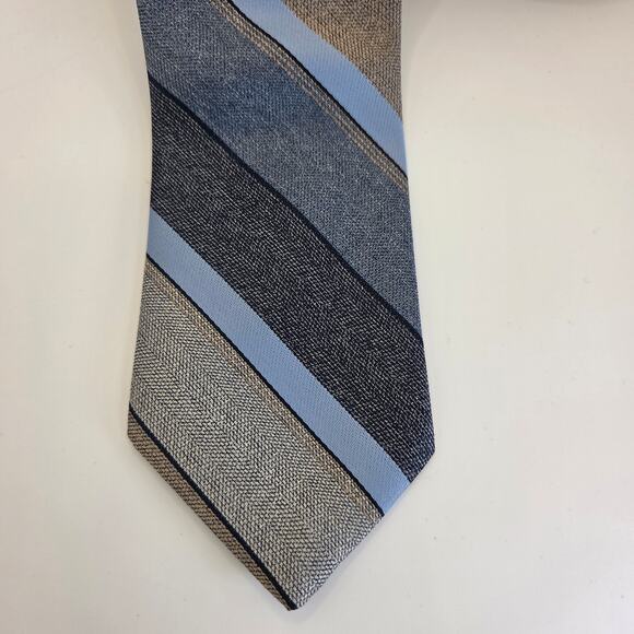 Vintage 1970s Johnny Carson Striped Polyester Tie 3” Wide Made USA - Picture 2 of 8